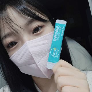 [유산균] 오마이락 장편한습관 프로바이오틱스 30P — 5점을 준 리뷰어가 2022년 12월 올린 사용 사진