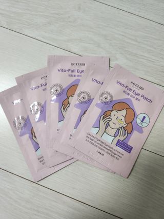 세뚜아(Cettua) [세뚜아] 비타풀 아이 패치 Cettua Vita-Full Eye Patch — 3점을 준 리뷰어가 2023년 9월 올린 사용 사진