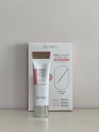 뷰니오 더마플러스 카밍 비비크림 — 4점을 준 리뷰어가 2021년 1월 올린 사용 사진