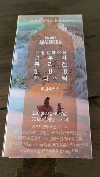엘리샤코이 아임얼라이브 콤부차 콜라겐 506 스틱젤리 패션프루트 — 5점을 준 리뷰어가 2022년 8월 올린 사용 사진