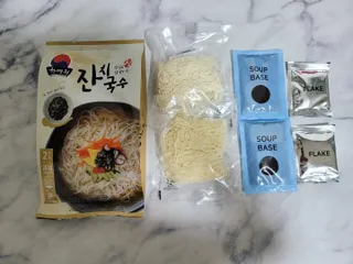 [한면원] 잔치국수 2인분 — 4점을 준 리뷰어가 2022년 7월 올린 사용 사진