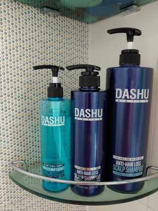 다슈코리아 다슈 데일리 단백질 한방 두피 골드 샴푸 500ml — 5점을 준 리뷰어가 2021년 4월 올린 사용 사진