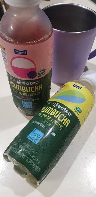 더그레잇티 콤부차 [매일유업] 더그레잇티 44kcal 콤부차 300ml *12개입 (오리지널 6개+베리리치 6개) — 5점을 준 리뷰어가 2023년 7월 올린 사용 사진
