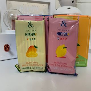비타앤C 레몬맛, 망고맛 — 5점을 준 리뷰어가 2021년 5월 올린 사용 사진