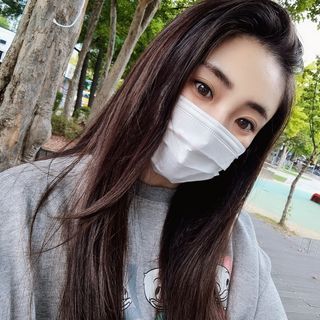 케이퓨리 KF80 덴탈 귀편한 숨쉬기편한 마스크 50매 — 5점을 준 리뷰어가 2022년 9월 올린 사용 사진