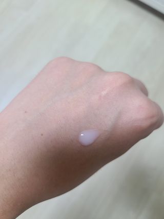 리더스코스메틱 리더스 카밍 바이오틱스 에센스 워터 — 4점을 준 리뷰어가 2021년 8월 올린 사용 사진