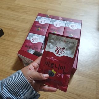 서울약사신협_내몸애생발란스아로니아_70ml x 30포 — 5점을 준 리뷰어가 2021년 6월 올린 사용 사진