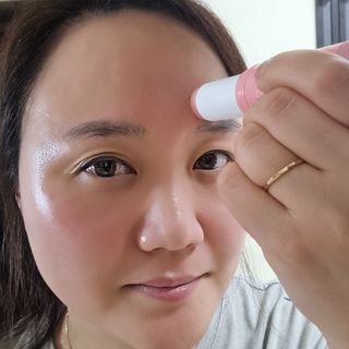 스킨큐어 산다화 카멜리아 안티 링클 멀티밤 — 5점을 준 리뷰어가 2023년 2월 올린 사용 사진