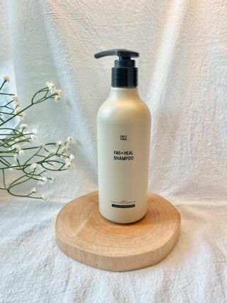 패스트힐(fast heal) 패스트힐 탈모증상완화샴푸 470ml — 4.5점을 준 리뷰어가 2023년 9월 올린 사용 사진