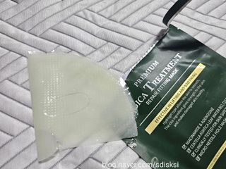 [올리브영] 웰더마 시카 트리트먼트 리페어 피팅 마스크팩 4매 — 5점을 준 리뷰어가 2025년 7월 올린 사용 사진