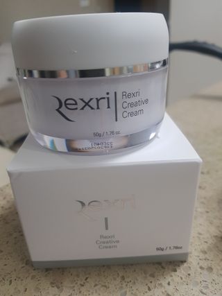렉스리 크리에이티브 크림  Rexri Creative Cream — 5점을 준 리뷰어가 2022년 6월 올린 사용 사진