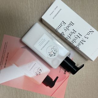 줄라이 모닝 _ JULY MORNING 줄라이모닝 하이드레이팅 퍼퓸드 바디앤핸드 에멀젼 — 3점을 준 리뷰어가 2021년 9월 올린 사용 사진