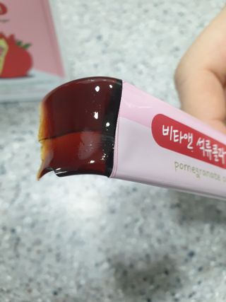 비타앤 석류콜라겐스틱 — 5점을 준 리뷰어가 2021년 5월 올린 사용 사진