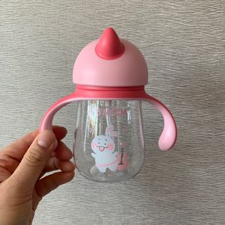 유비맘 트라이탄 코니빨대컵_컬러 랜덤 발송 — 3점을 준 리뷰어가 2021년 3월 올린 사용 사진