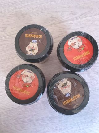 유비쿡 컵떡볶이 매운컵떡볶이2개/ 짜장컵떡볶이 2개  총 4개세트 — 5점을 준 리뷰어가 2021년 3월 올린 사용 사진