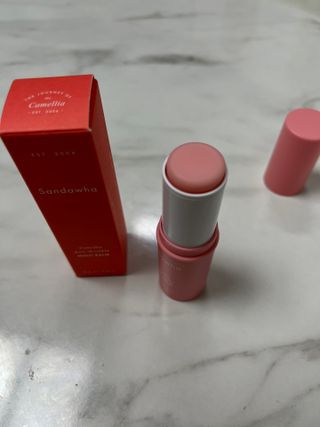 스킨큐어 산다화 카멜리아 안티 링클 멀티밤 — 5점을 준 리뷰어가 2022년 10월 올린 사용 사진