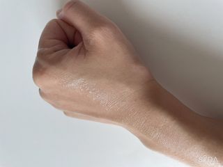 카오리온코스메틱스 사카로미세스와 시카의 만남        릴리피 릴렉싱 크림 진정한 탄력을 경험해보세요 — 5점을 준 리뷰어가 2021년 6월 올린 사용 사진