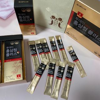 서울약사신협_투데이홍삼정플러스스틱_10g x 30포 — 5점을 준 리뷰어가 2021년 5월 올린 사용 사진