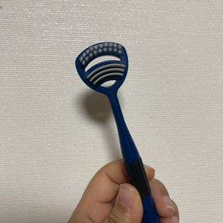 크리오 클리어스 혀백태제거 구취관리 혀클리너 — 4점을 준 리뷰어가 2021년 3월 올린 사용 사진