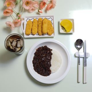 [풀무원] 식물성고기_두부크럼블덮밥소스3종, 두부텐더 — 5점을 준 리뷰어가 2021년 4월 올린 사용 사진