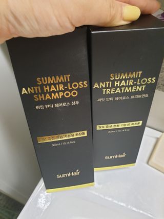 썸헤어 / SUMHAIR 썸헤어  써밋 안티 헤어로스 샴푸+트리트먼트 — 5점을 준 리뷰어가 2021년 6월 올린 사용 사진