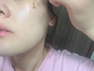 피지오겔 사이언수티컬즈 더 링클-스탑 백 앰플 세럼 — 5점을 준 리뷰어가 2022년 4월 올린 사용 사진