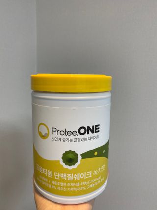 프로티원 단백질쉐이크 녹차맛 2주분 1통+보틀 — 4점을 준 리뷰어가 2021년 4월 올린 사용 사진