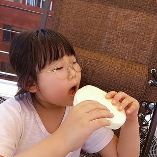 딜라이트 프로젝트  달콤한 눈꽃 간식세트( 눈꽃 솜사탕 / 레몬라임 솜사탕 / 달고나 총 7EA+스마트톡 증정) — 5점을 준 리뷰어가 2022년 5월 올린 사용 사진