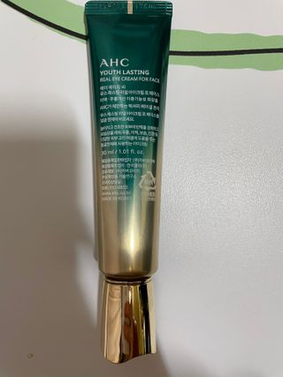 [NEW 탄력유턴 아이크림] AHC 유스 래스팅 리얼 아이크림 포 페이스 — 5점을 준 리뷰어가 2021년 2월 올린 사용 사진