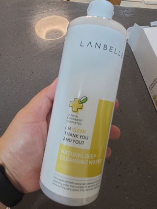 랑벨 내츄럴 딥 클렌징 워터 500ml — 5점을 준 리뷰어가 2022년 6월 올린 사용 사진