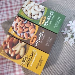 짜먹는 이지견과 짜먹는 이지아몬드, 짜먹는 이지허니피넛, 짜먹는 이지캐슈넛 각 10g X  10포 — 5점을 준 리뷰어가 2021년 2월 올린 사용 사진