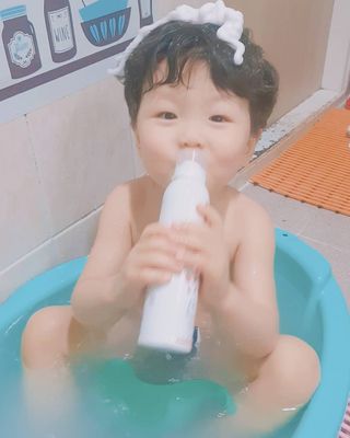 여우두마리 아기 버블클렌저 버블폼 거품놀이 유아바디워시 배쓰밤 입욕제 — 5점을 준 리뷰어가 2021년 2월 올린 사용 사진