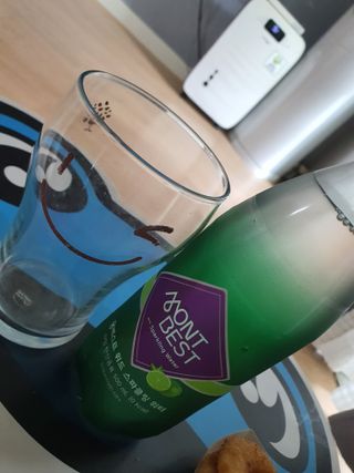 몽베스트 Montbest with Sparkling water Lime20병 — 5점을 준 리뷰어가 2022년 7월 올린 사용 사진