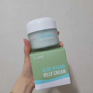김정문알로에 큐어 큐어 알로에 리프레쉬 젤리 세럼, 큐어 알로에 하이드로 젤리 크림 — 5점을 준 리뷰어가 2021년 4월 올린 사용 사진
