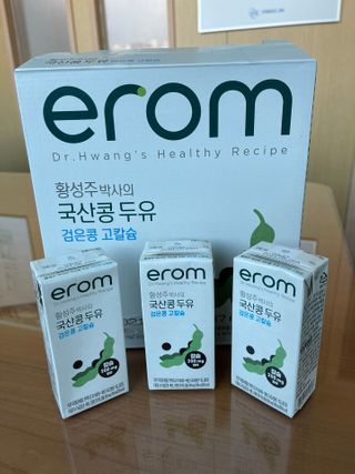 이롬 erom 황성주박사의 국산콩 두유 검은콩 고칼슘 — 5점을 준 리뷰어가 2020년 12월 올린 사용 사진