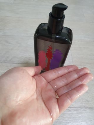 라쿰 서울위스키 헤어퍼퓸 (헤어에센스/오일) 100ml — 5점을 준 리뷰어가 2023년 4월 올린 사용 사진