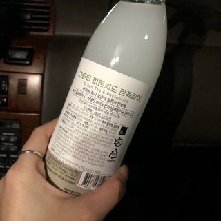 [엠메이데이] 그린티 피톤치드 감쪽같이 500ml + 손소독액 50ml — 4.5점을 준 리뷰어가 2022년 3월 올린 사용 사진