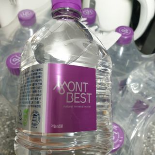 몽베스트 MONTBEST 1L 12입 — 5점을 준 리뷰어가 2022년 2월 올린 사용 사진