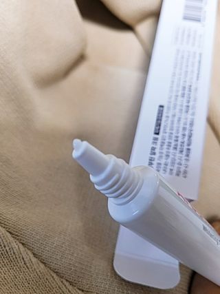 이엔코스 알부틴 알파 화이트닝크림 — 4점을 준 리뷰어가 2021년 2월 올린 사용 사진