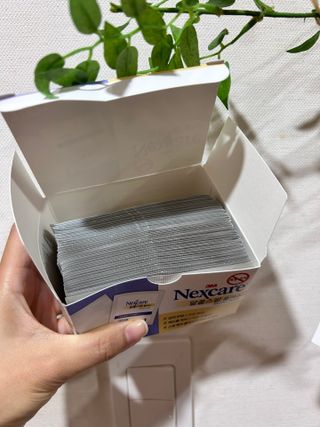 3M 넥스케어 블레미쉬 여드름패치 릴리프 111매(짜기 전 케어) +알코올스왑 증정 — 2.5점을 준 리뷰어가 2024년 5월 올린 사용 사진
