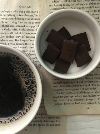 당류2g 자일리톨로 단맛을낸 슈카 퓨어비건 무설탕초콜릿 Xucker vegan 2개입 — 4.5점을 준 리뷰어가 2021년 4월 올린 사용 사진