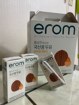 이롬 erom 황성주박사의 국산콩 두유 호두와 아몬드 — 4점을 준 리뷰어가 2020년 12월 올린 사용 사진
