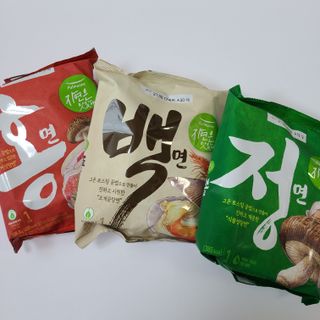 [풀무원] 자연은맛있다 정면, 백면, 홍면  세트 — 5점을 준 리뷰어가 2021년 4월 올린 사용 사진