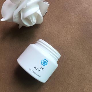 AYU25[아유트웬티파이브]다마스크로즈워터 베이스 천연 수분 촉촉 크림 — 4점을 준 리뷰어가 2021년 4월 올린 사용 사진
