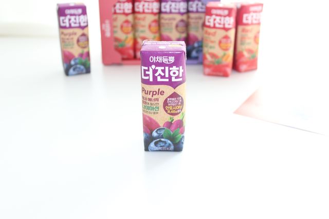 [롯데칠성] 야채는 이제 COLORFULL! 야채듬뿍  더 진한 레드 4개 +퍼플 4개 (총 8개) 리뷰 사진