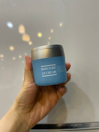 Dr.느루벗 느루벗 모이스쳐 24 크림 — 5점을 준 리뷰어가 2021년 3월 올린 사용 사진