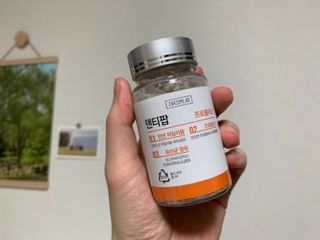 작심연구소 구취제거+충치예방+치아화이트닝 마법의 캔디 덴티팝3종(맛 랜덤 발송) — 4.5점을 준 리뷰어가 2022년 5월 올린 사용 사진