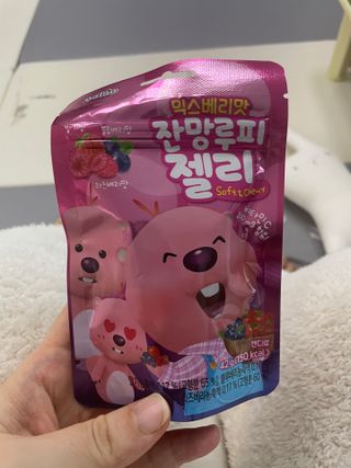 [팔도] 잔망루피젤리 믹스베리맛 42g 8개 — 5점을 준 리뷰어가 2022년 3월 올린 사용 사진