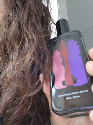 라쿰 서울위스키 헤어퍼퓸 (헤어에센스/오일) 100ml — 5점을 준 리뷰어가 2023년 4월 올린 사용 사진