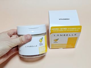 랑벨 비타 에너지 잡티 앰플 패드 65매 (투명하고 밝은 얼굴 광채패드) — 5점을 준 리뷰어가 2022년 6월 올린 사용 사진